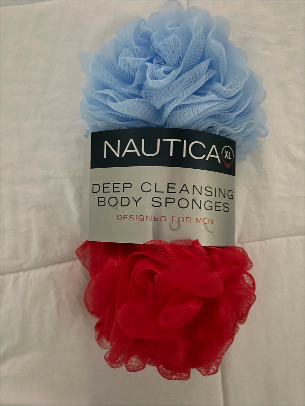 Nautica NWT Big Bath Pouf Duo in Light Blue & Bright Red